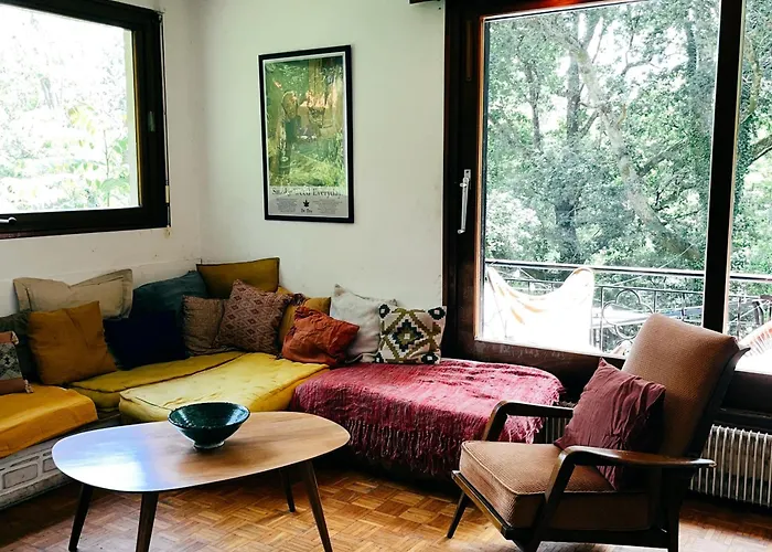 Folk Bed & Breakfast