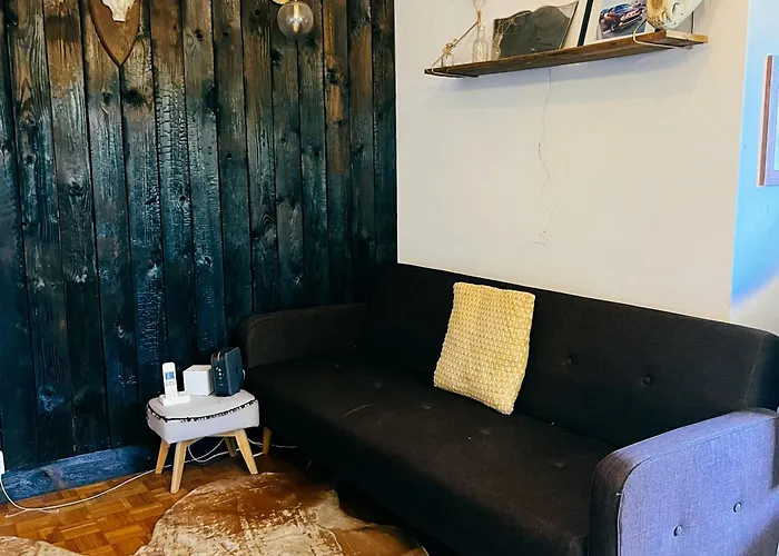 Folk Bed & Breakfast